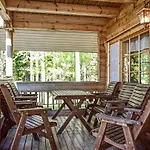 Holiday home Linnunlaulu By Interhome